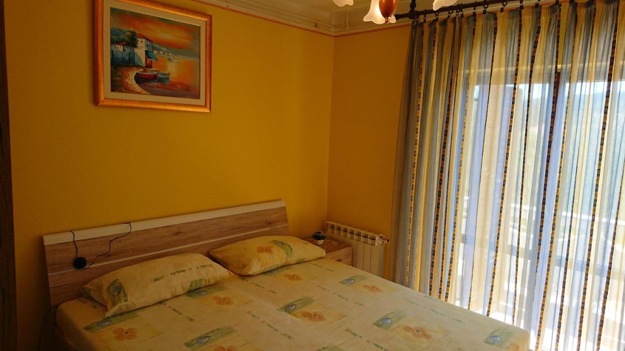 Apartments Vesna Kampor Eksteriør billede